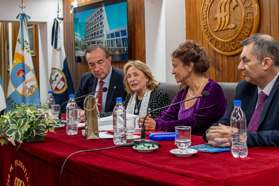 imagen Elsa Ducraroff, nueva Doctora Honoris Causa de la UNCUYO