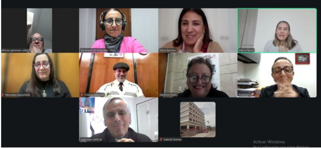 imagen Defensa de tesis de la Lic. Mayra TACURÍ ORDOÑEZ