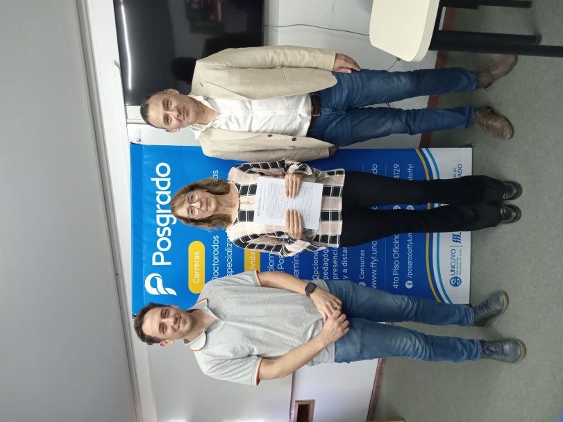 imagen Defensa de tesis de la Prof. Adriana Esther SUAREZ 