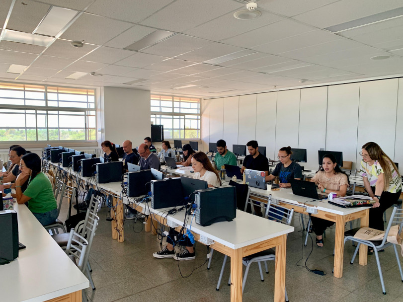 imagen Se realizó con éxito el curso de capacitación sobre la elaboración del CV, herramienta esencial para la selección y evaluación de personal