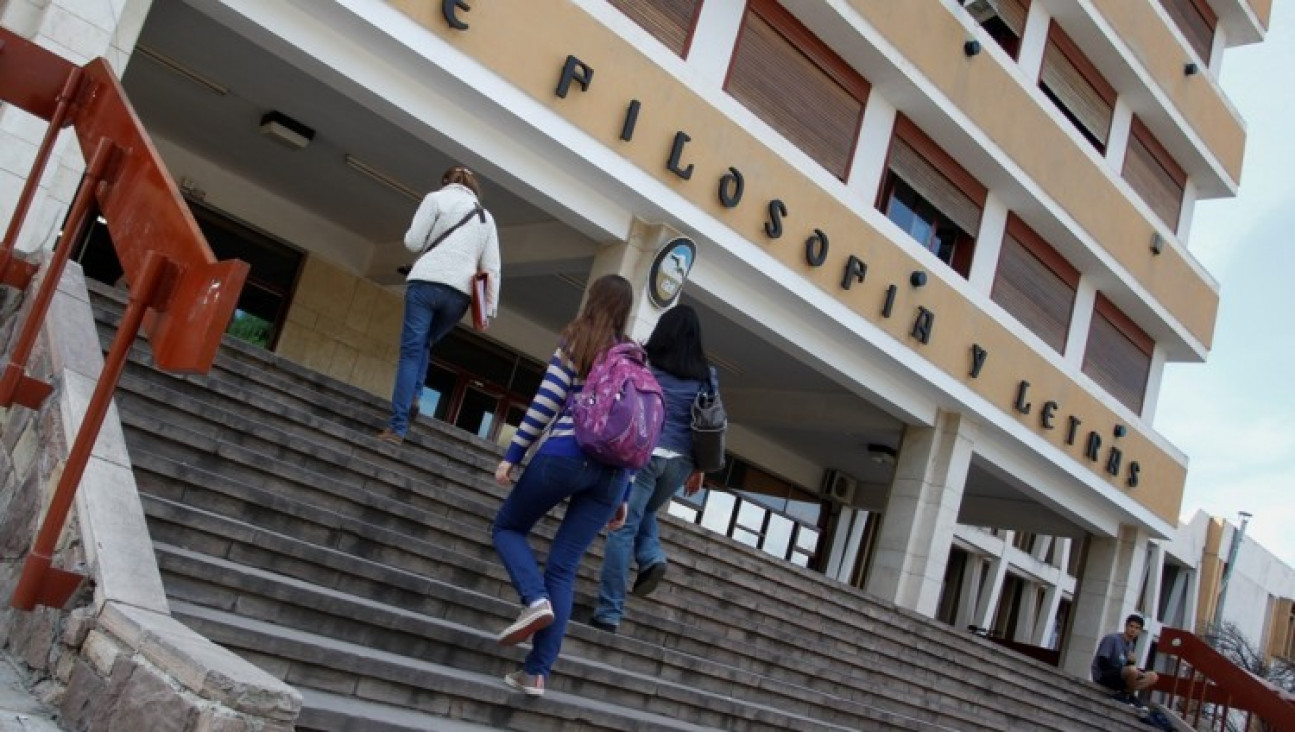 imagen Continúa el traslado temporal de aulas por trabajos en el cableado eléctrico 