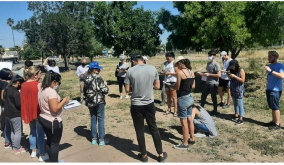 imagen Estudiantes de Geografía visitaron el área periurbana del Gran Mendoza