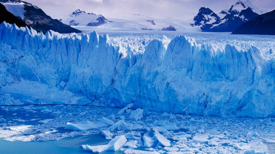 imagen Hoy: "Sistemas de regulación hídrica en los Andes Fueguinos: Nieve, glaciares, lagos y humedales"