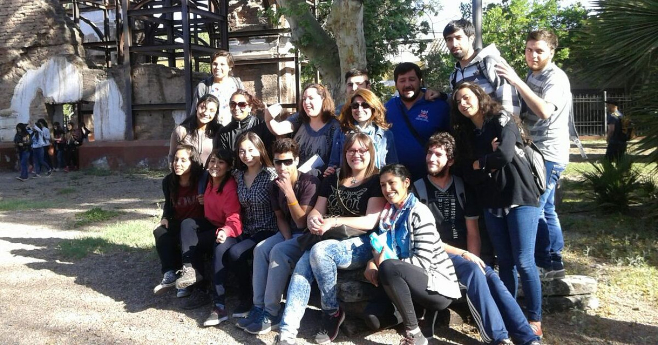 imagen Los estudiantes de Turismo visitaron el Museo del Área Fundacional