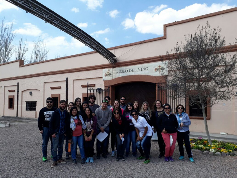 imagen Estudiantes de Turismo realizaron sus prácticas de guiado en el circuito turístico Lujan-Maipú