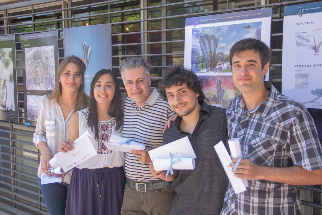 imagen "Monumento al vuelo del espíritu", ganador del concurso para la realización del Monumento Escultórico por el Bicentenario