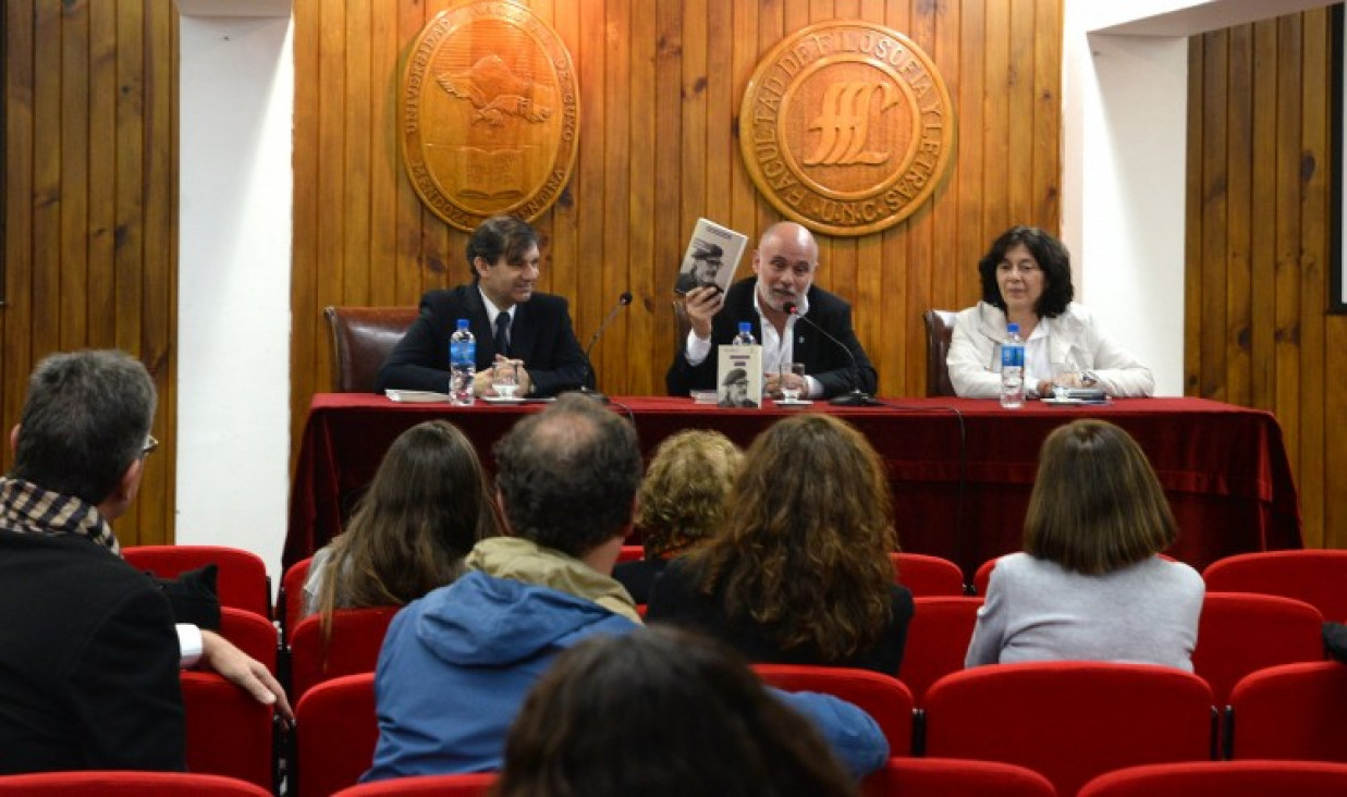 imagen Comenzaron las jornadas de homenaje a Antonio Di Benedetto