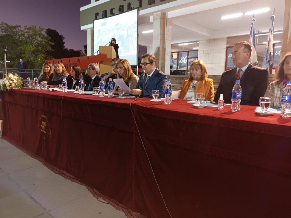 imagen La FFyL celebró su LXXIX Acto de Colación de Grado 