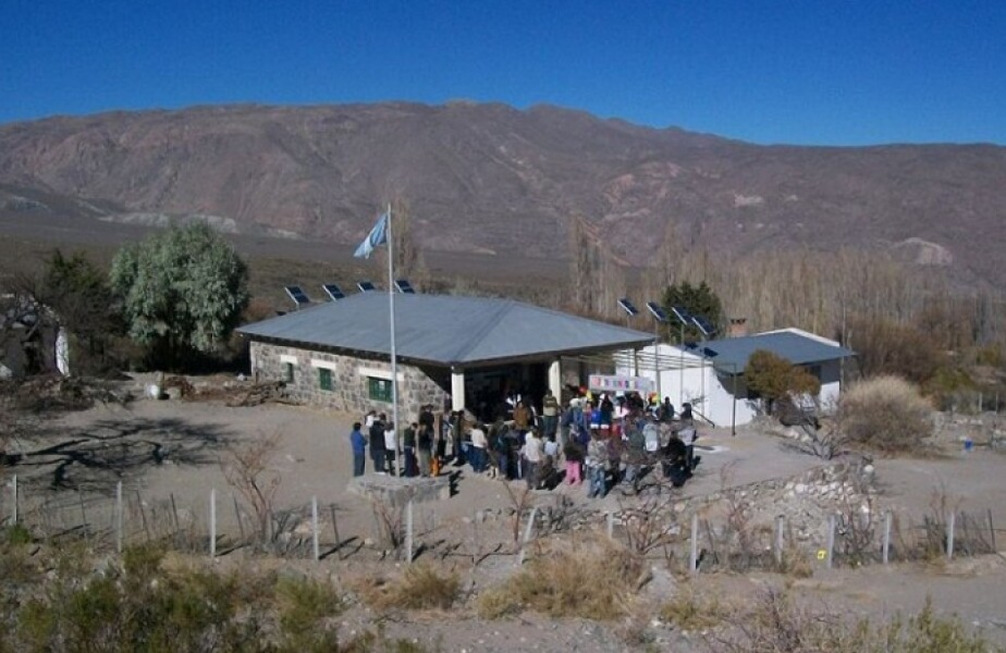 imagen Convocan a universitarios para ser tutores en escuelas secundarias rurales