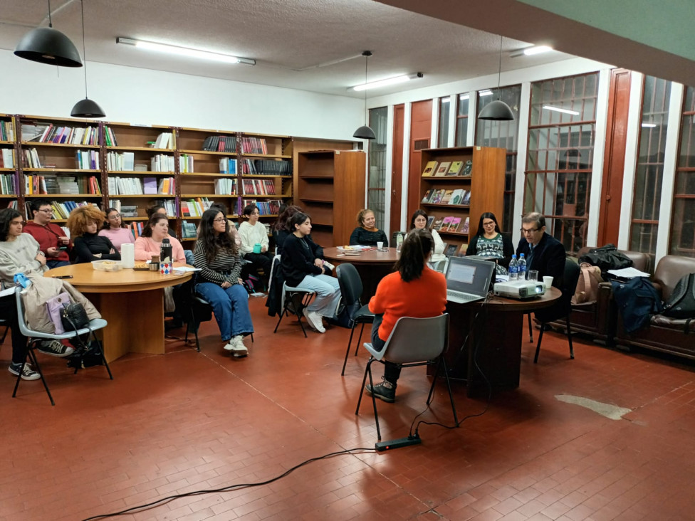 imagen Se realizó una tertulia literaria a 100 años de la primera edición de "Fervor de Buenos Aires"