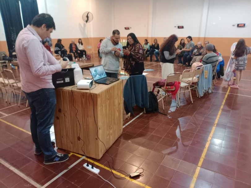 imagen La FFyL acompañó la entrega de certificados del curso de lengua y cultura milcayac en Lavalle