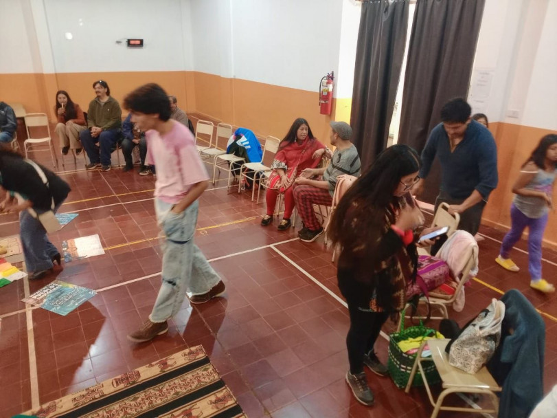imagen La FFyL acompañó la entrega de certificados del curso de lengua y cultura milcayac en Lavalle