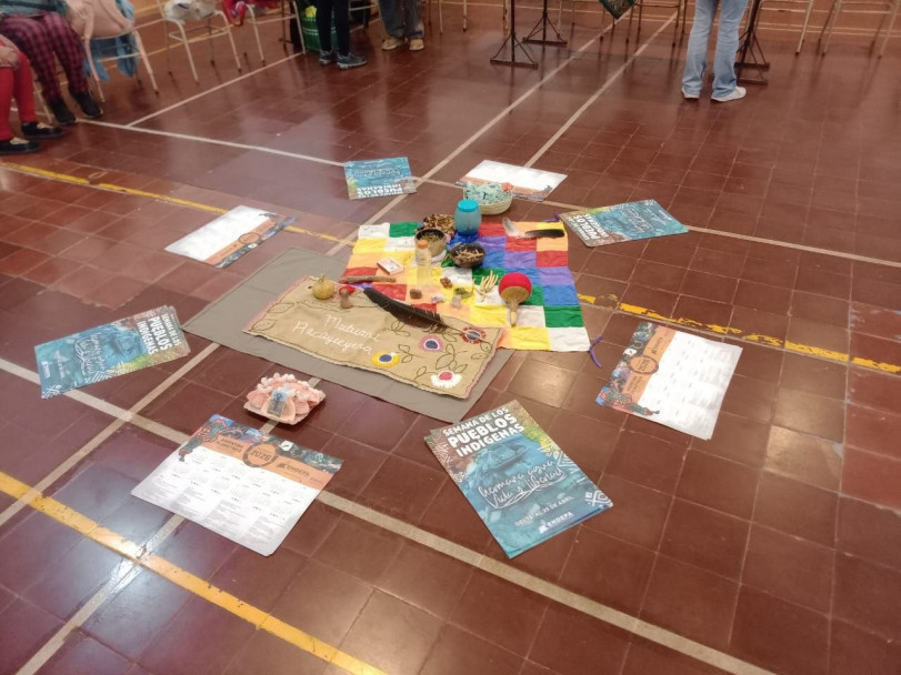 imagen La FFyL acompañó la entrega de certificados del curso de lengua y cultura milcayac en Lavalle